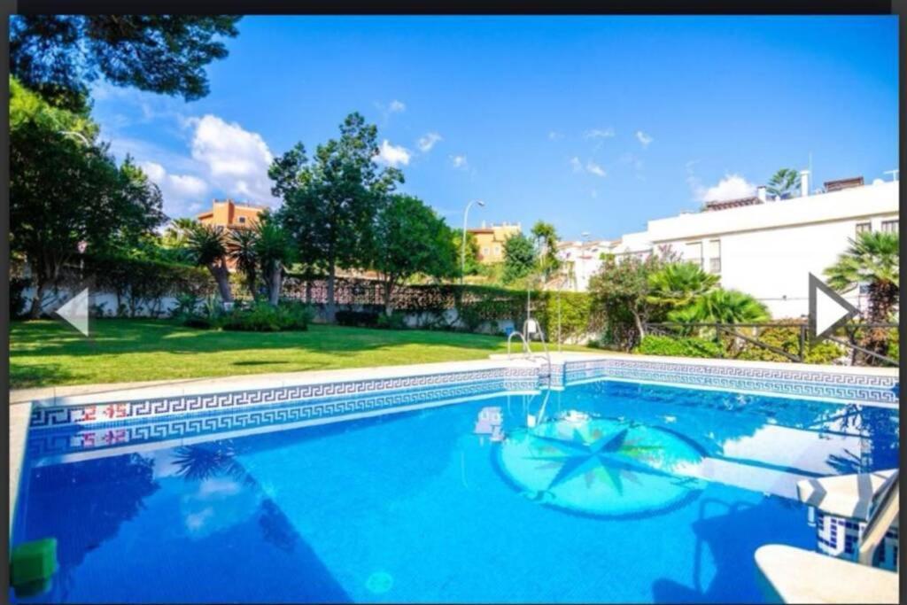 Apartamento La Dorada Τορρεμολίνος Εξωτερικό φωτογραφία